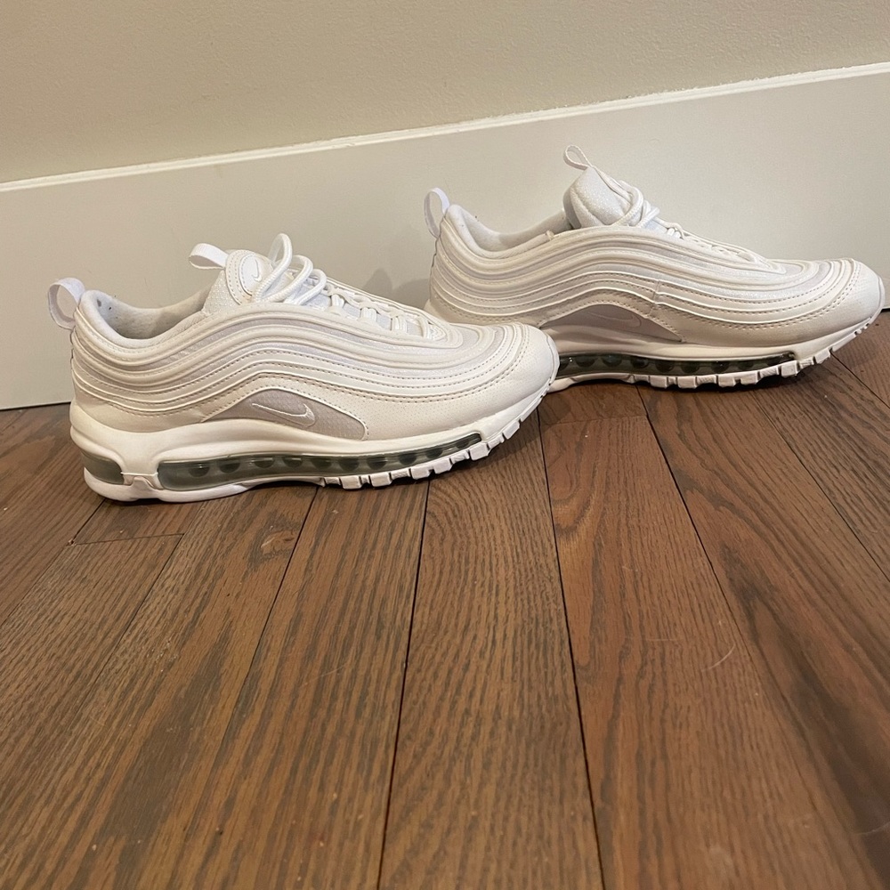 Nike AIR MAX